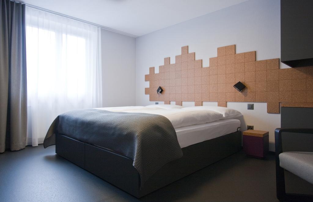 Hotel Restaurant Rebstock Wolhusen Rom bilde